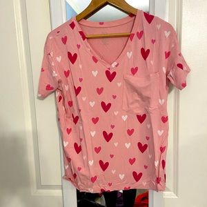 Women’s Relaxed Fit V-Neck in Crepe Heart